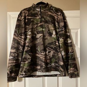 Under Armour cold gear, camouflage quarter zip pull over. Size large.